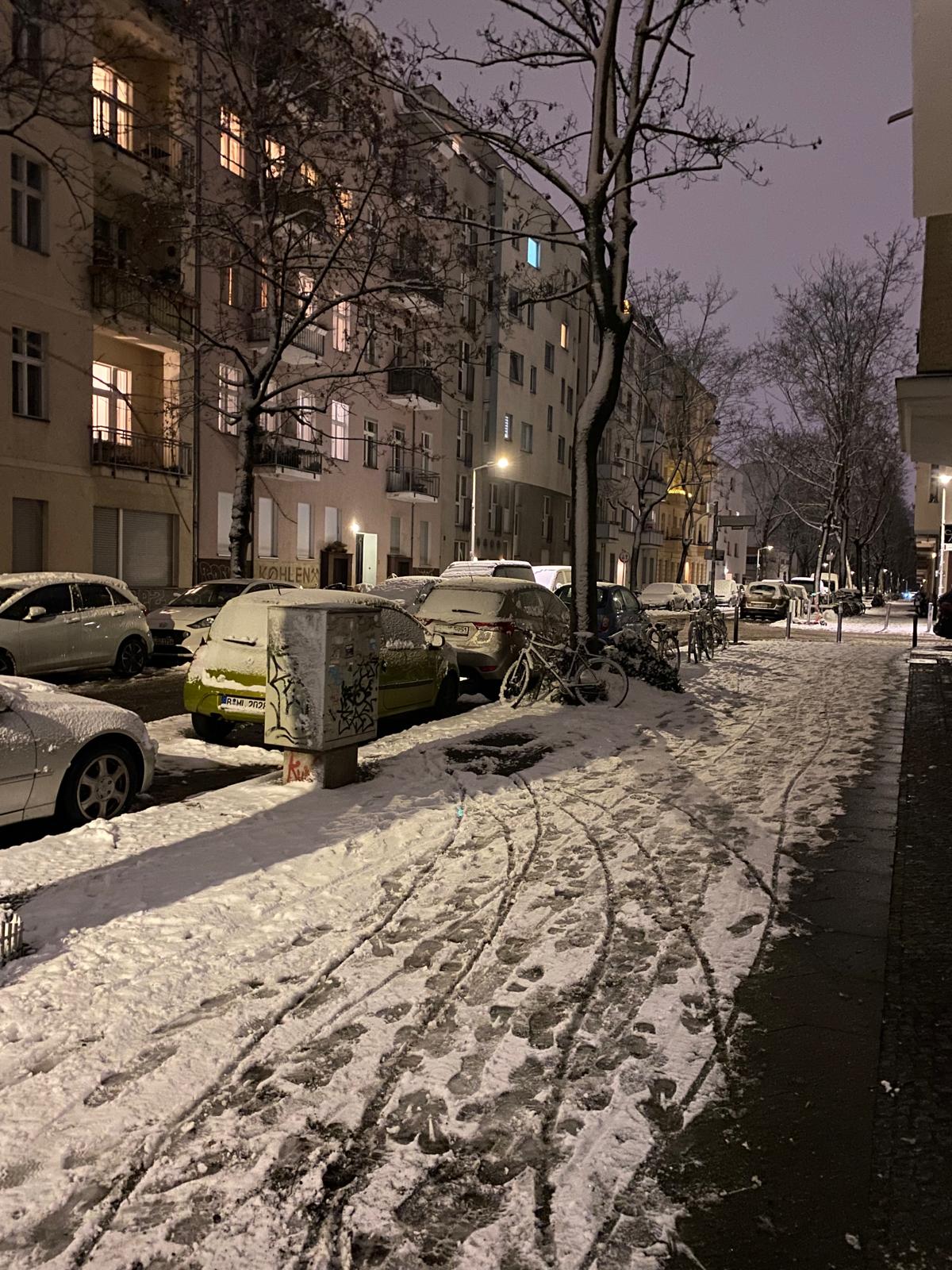 Wetter Mülltonnenservice bei viel Schnee und Glätte in Bielefeld Berlin Hannover Bremen
